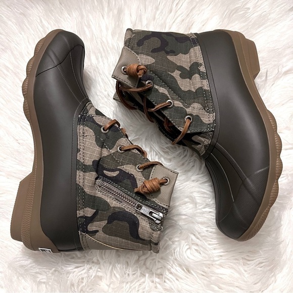 Sperry Shoes - NWB Sperry Syren Gulf Camo Driftwood Waterproof Rubber Duck Boot Various Sizes.